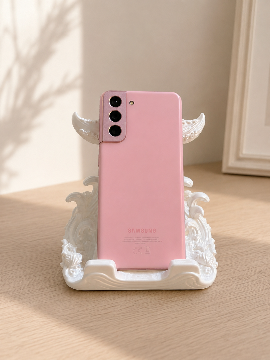 3D Printed Whale Tail Phone Holder