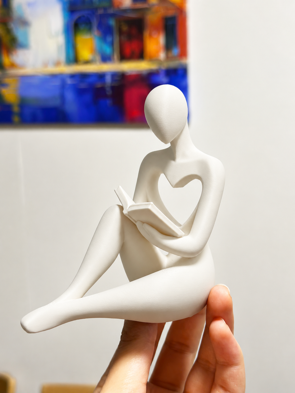 Minimalist Reading Sculpture with Heart 📖🤍