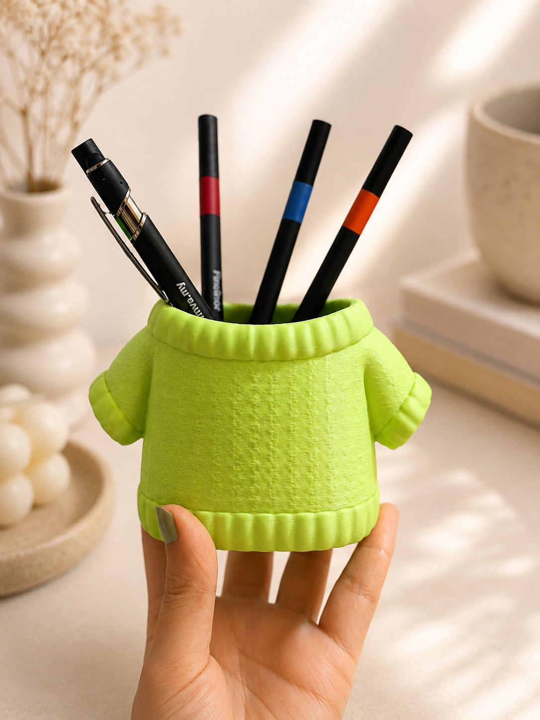 3D Printed Sweater Pen Holder