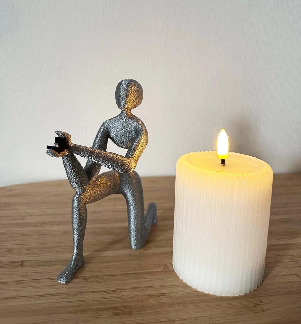 3D Printed Proposal Figurine Romantic Kneeling Sculpture Holding Ring Box Unique Engagement Gift Decor