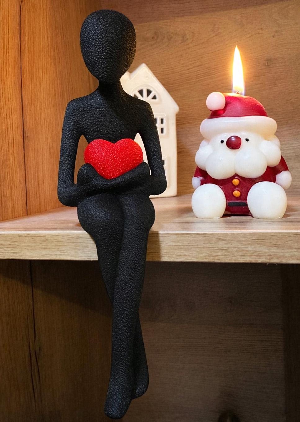 3D Printed Shelf Edge Figurine, Minimalist Sitting Figure with Heart, Romantic Sculpture Home Decor