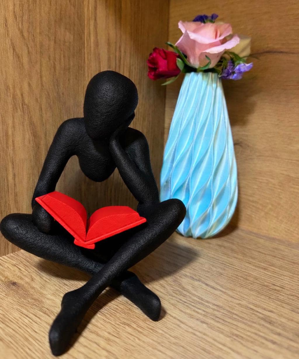 3D Printed Reading Figure Sculpture, Minimalist Book Lover Decor, Abstract Thinker Statue