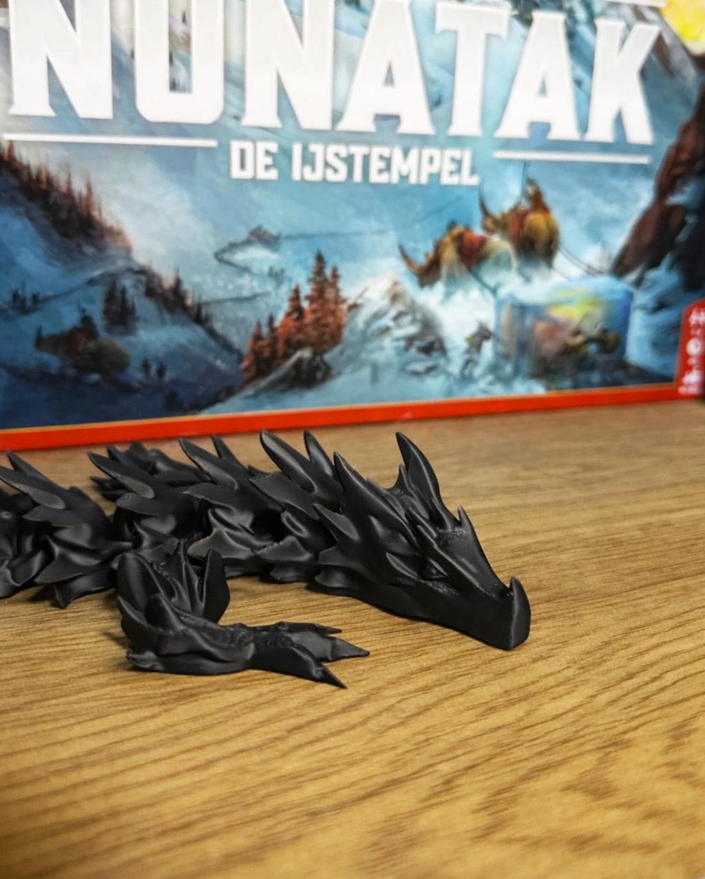 3D Printed Dragon, Flexible Toy, Fantasy Desk Decor, Fidget Water Dragon, Gift for Gamers